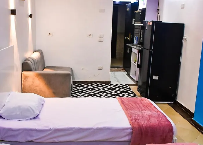 Cecelia - Modern Seaview - For Families And Couples 3*